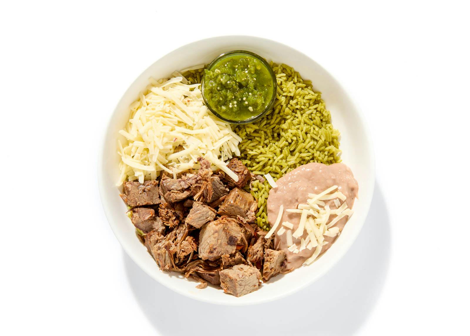 7655_Andres_Mendez_Smoked_Brisket_Burrito_Bowl_7609-5